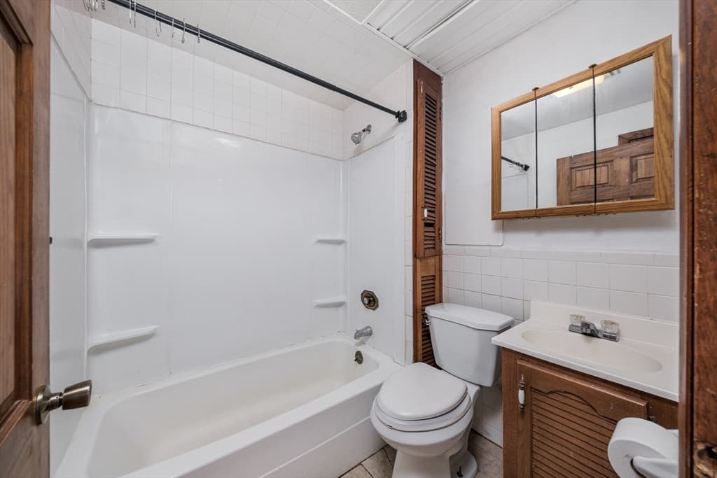 51 Rosemont Street, Lowell MA 01854 photo 27