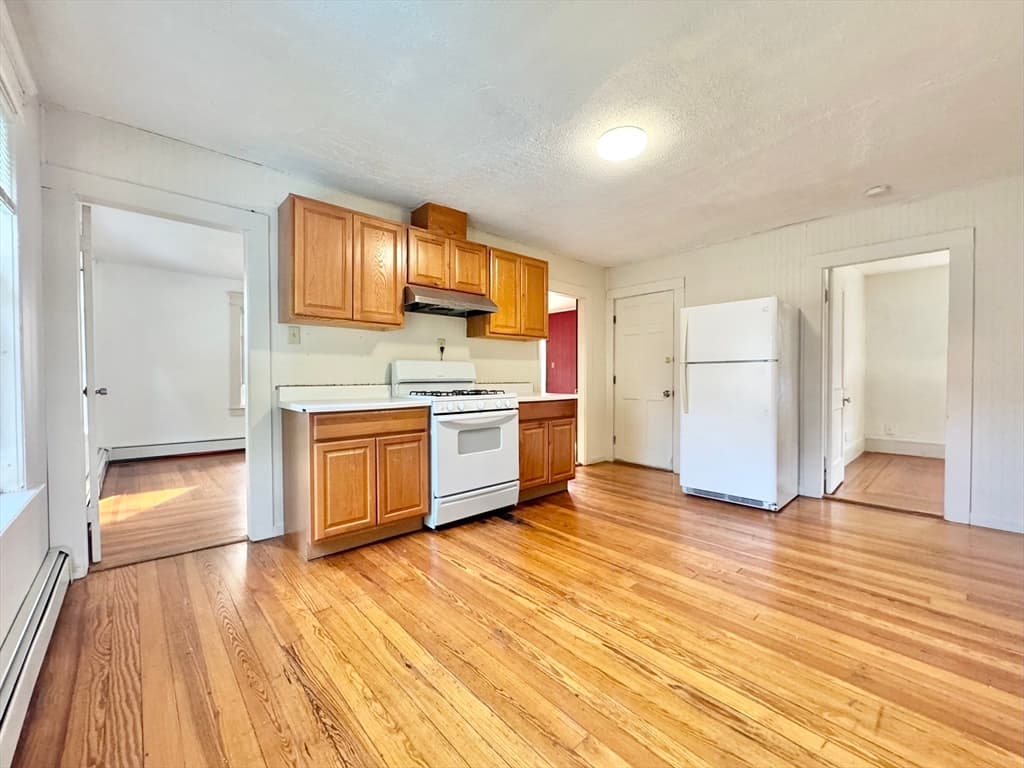 51 Rosemont Street, Lowell MA 01854 photo 2