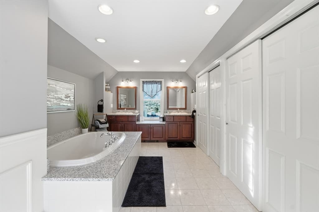 45 Boylston Circle, Shrewsbury MA 01545 photo 24