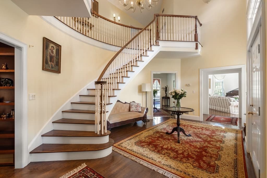 16 Longmeadow Rd, Milton MA 02186 photo 2