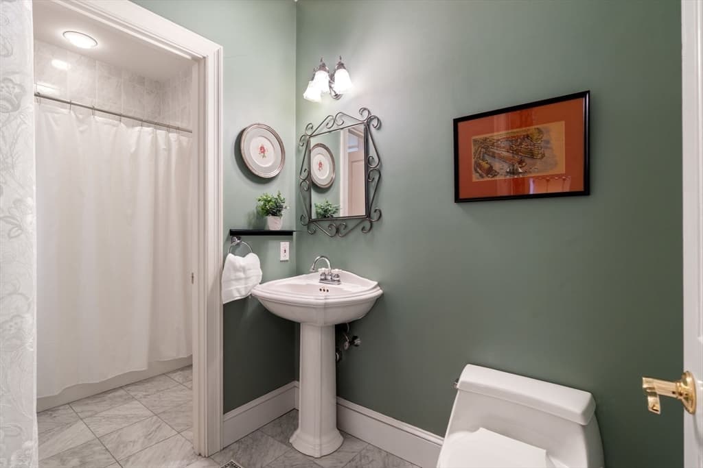 16 Longmeadow Rd, Milton MA 02186 photo 17