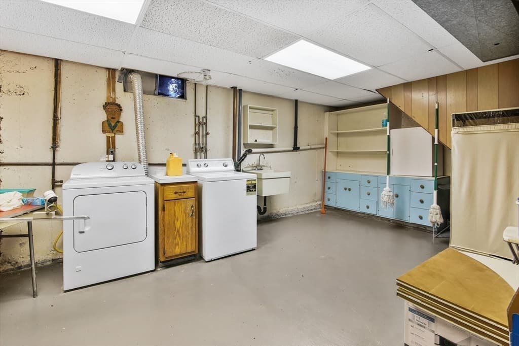 208 Tanglewood Dr, Longmeadow MA 01106 photo 34