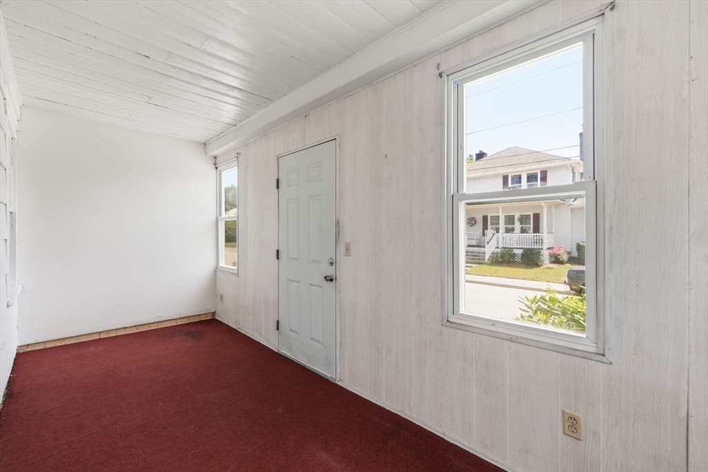 17 Rollinson Road, Worcester MA 01606 photo 5
