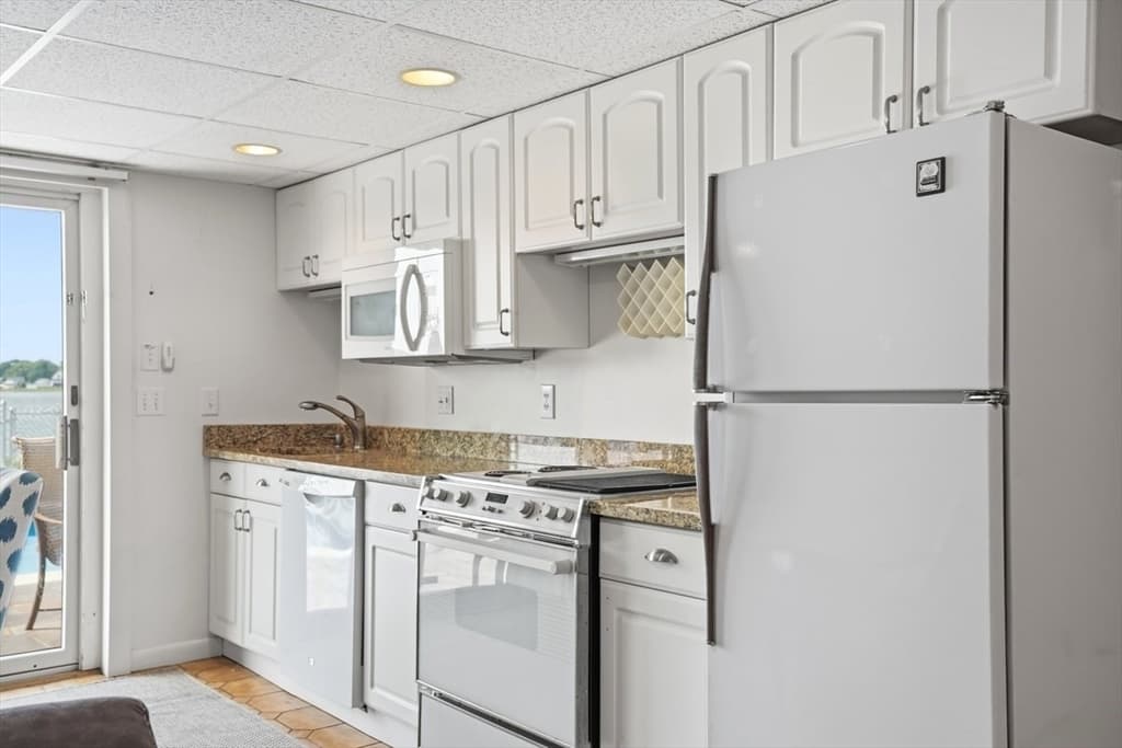 79 Edgewater Dr, Wareham MA 02571 photo 14