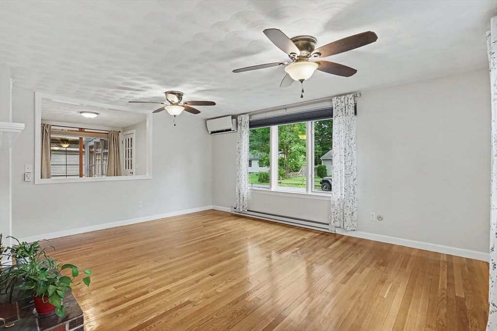 Single Family Residence at 35 Park Forest Rd, Springfield MA 01118, Springfield, photo 17 of 41