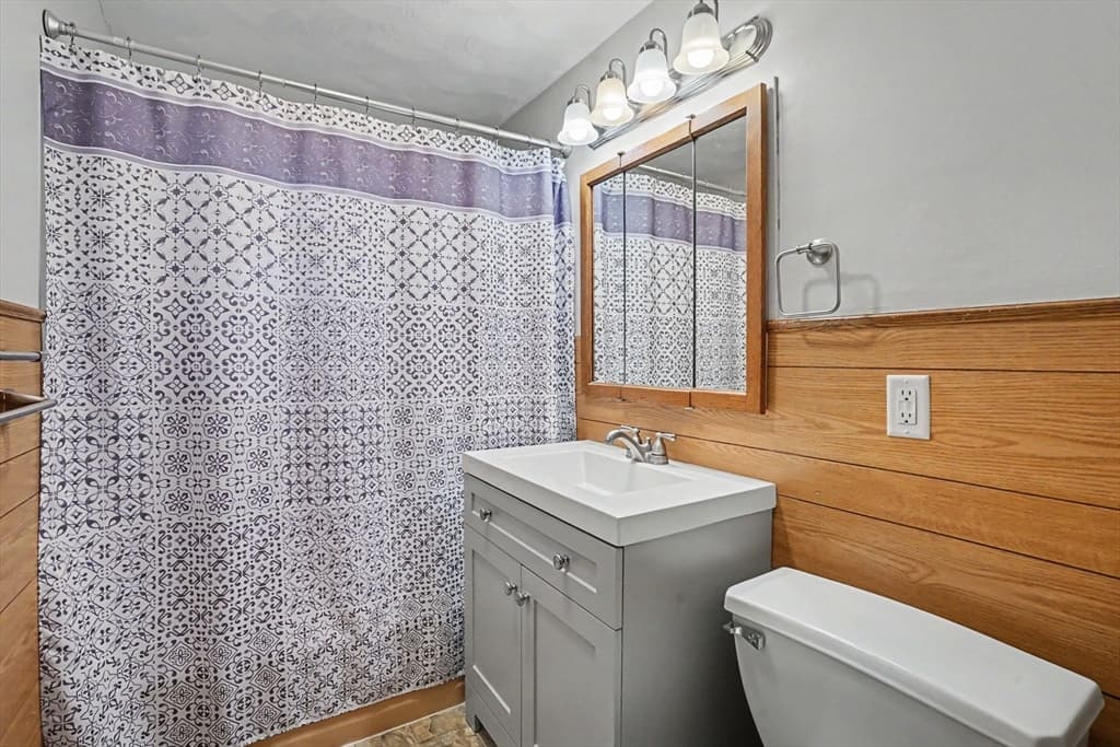 Single Family Residence at 35 Park Forest Rd, Springfield MA 01118, Springfield, photo 22 of 41