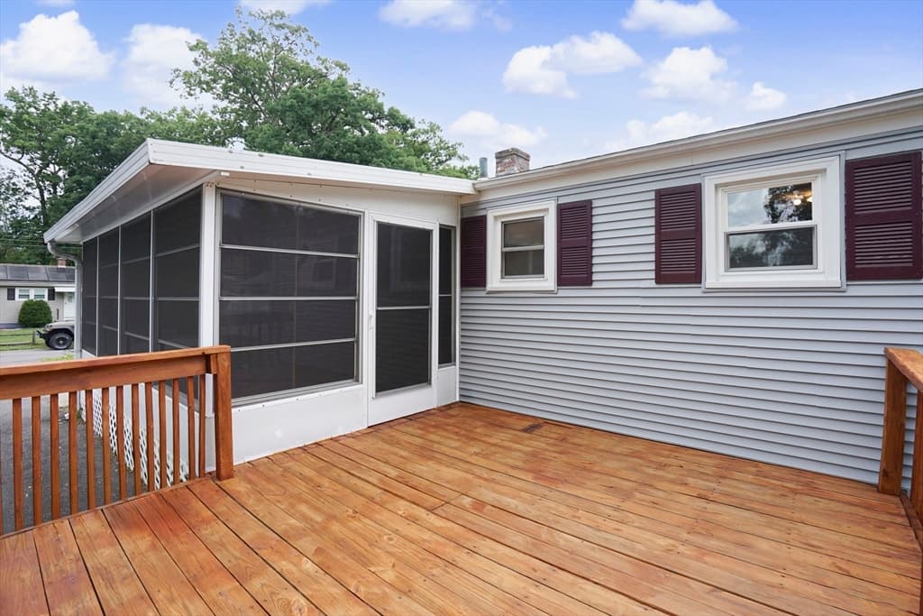 Single Family Residence at 35 Park Forest Rd, Springfield MA 01118, Springfield, photo 32 of 41