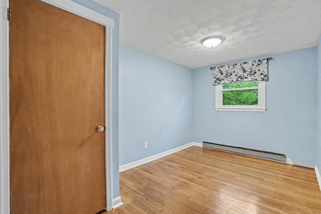 Single Family Residence at 35 Park Forest Rd, Springfield MA 01118, Springfield, photo 25 of 41