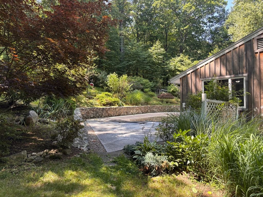 92 Brook St, Hudson MA 01749 photo 39