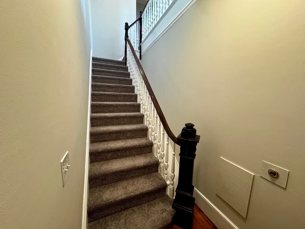 37 Oakes Ave, Southbridge MA 01550 photo 23