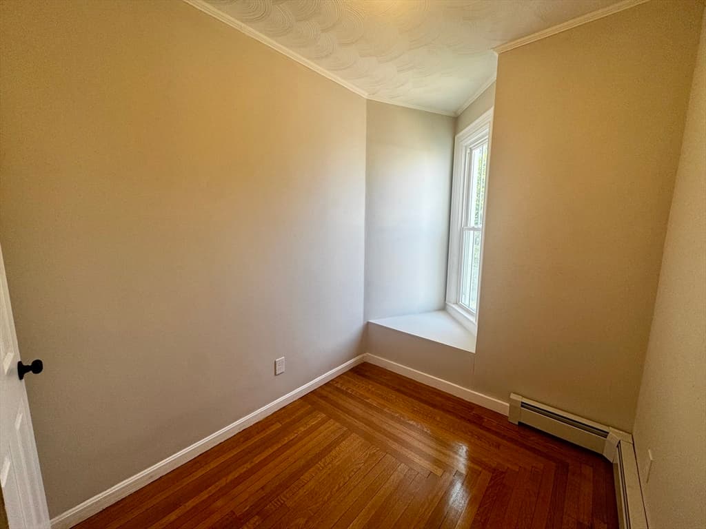 37 Oakes Ave, Southbridge MA 01550 photo 12