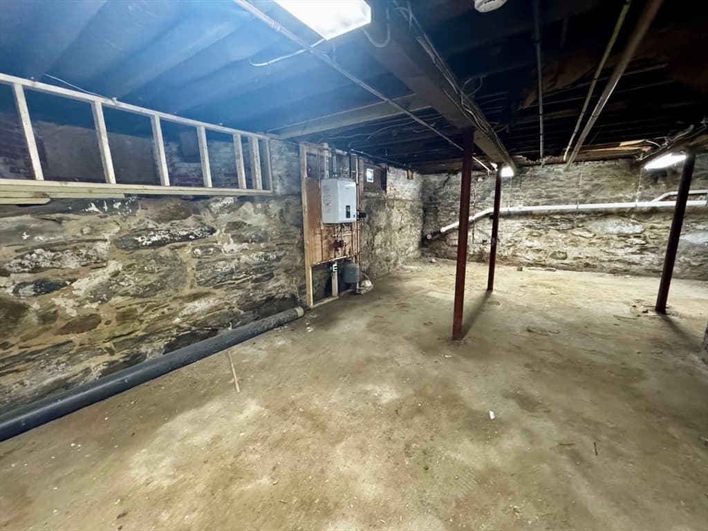37 Oakes Ave, Southbridge MA 01550 photo 38