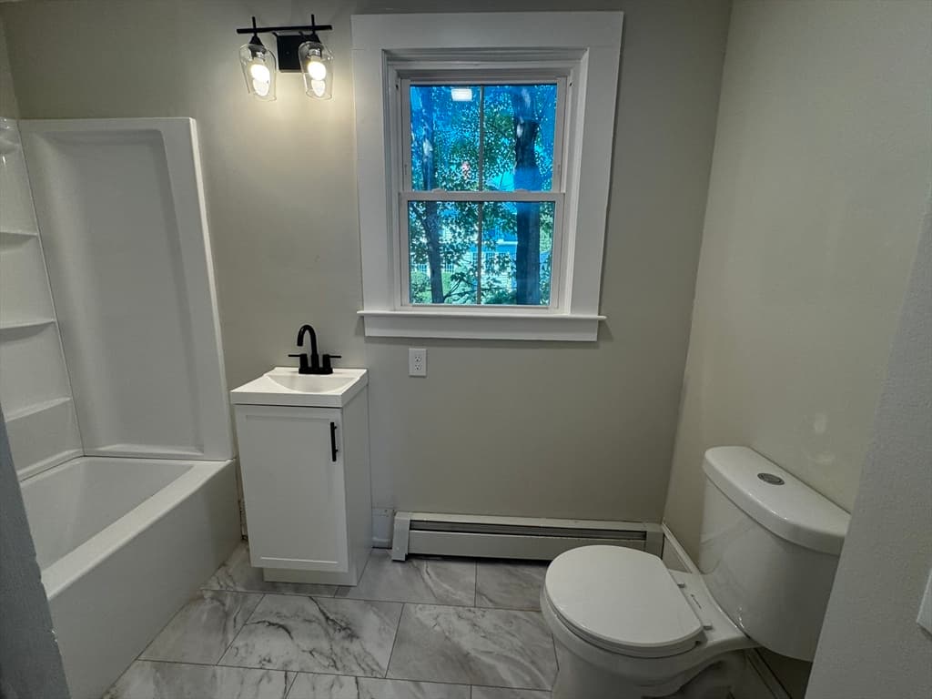 37 Oakes Ave, Southbridge MA 01550 photo 19