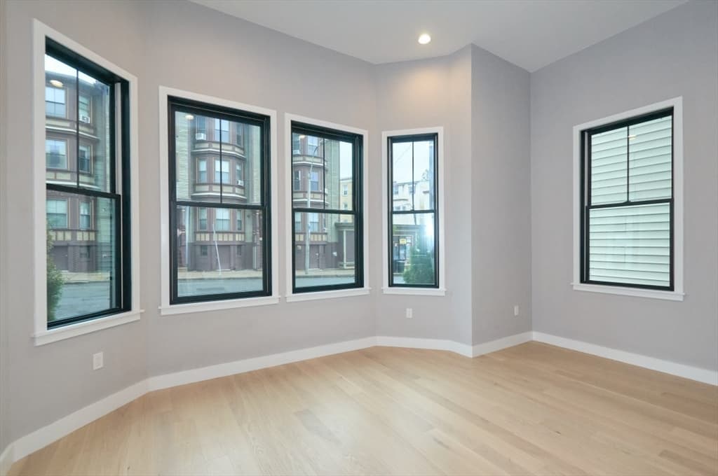 360 Meridian St # 5, Boston MA 02128 photo 7