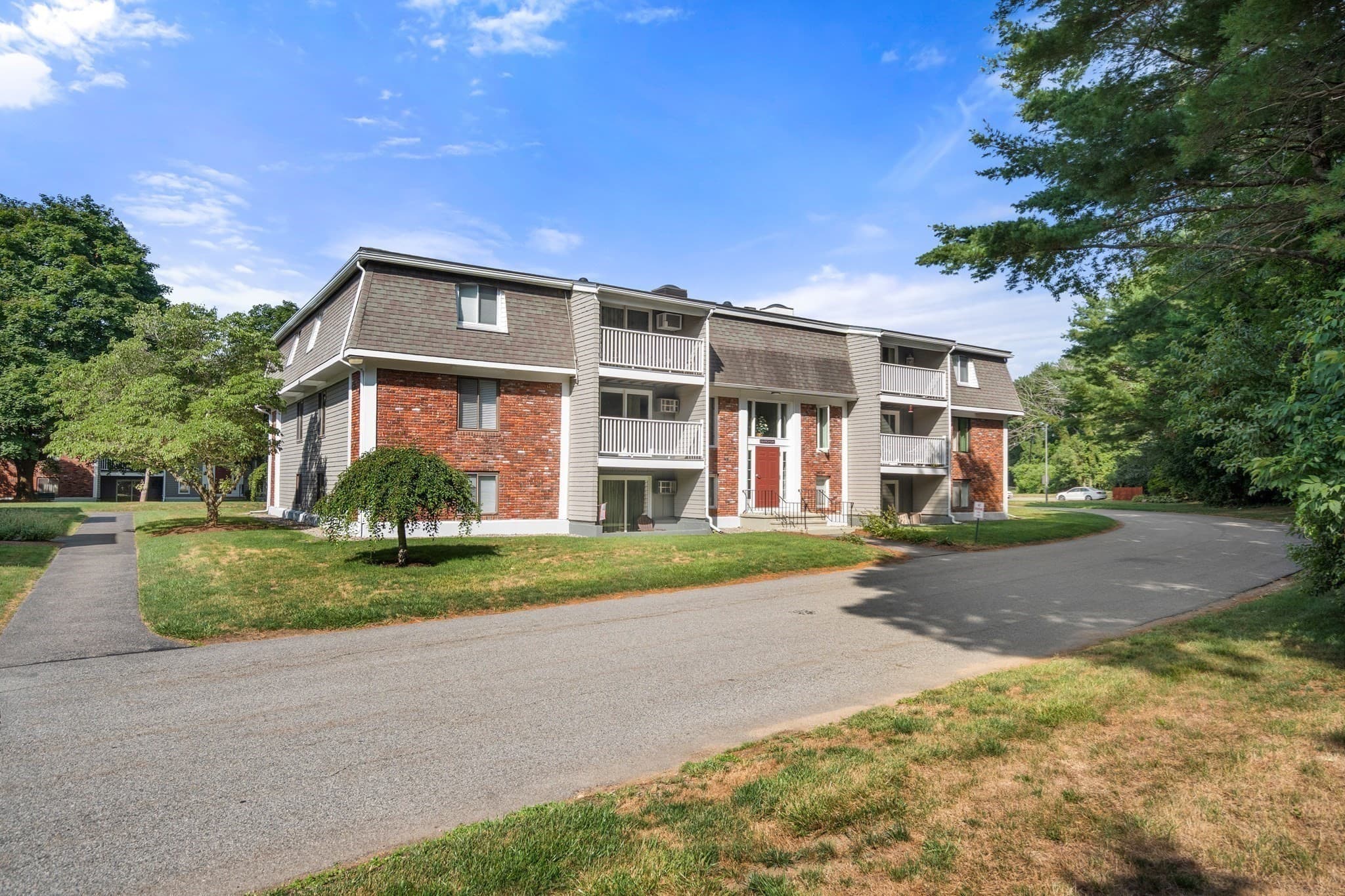 Condominium at 220 Bedford # 5H, Bridgewater MA 02324, Bridgewater, photo 20 of 21