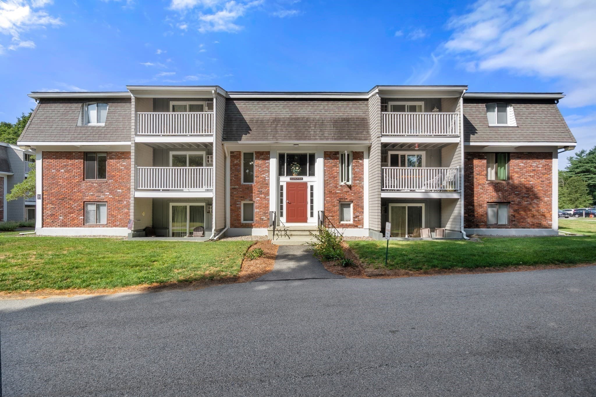 Condominium at 220 Bedford # 5H, Bridgewater MA 02324, Bridgewater, photo 18 of 21