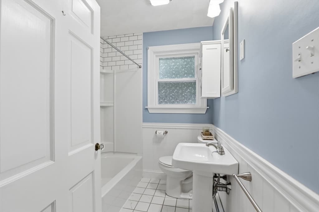 82 Central St., Andover MA 01810 photo 24