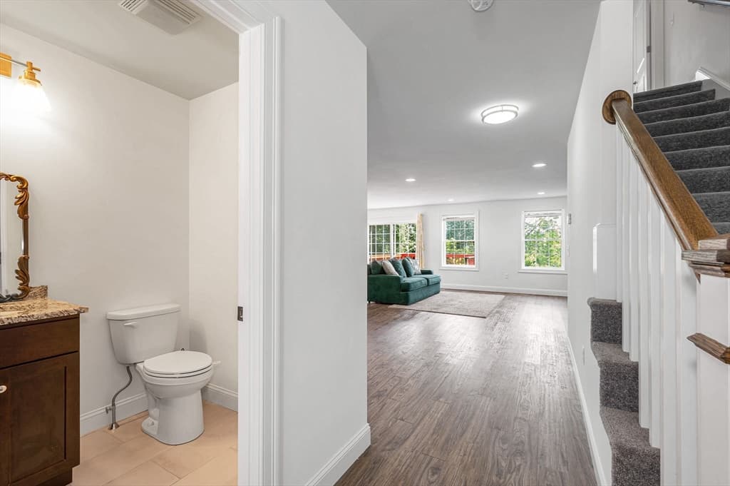 42 Terraceview # A, Hudson NH 03051 photo 21