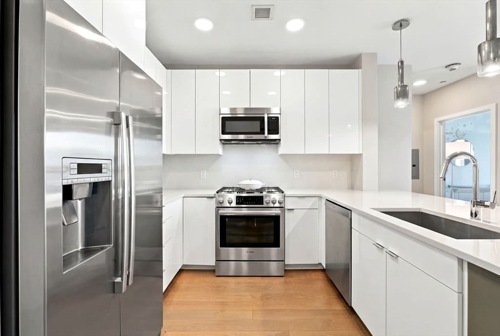 45 Lewis St # 511, Boston MA 02128 photo 15