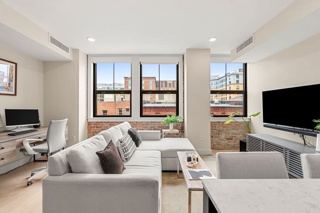 121 Portland St # 609, Boston MA 02114 photo 5