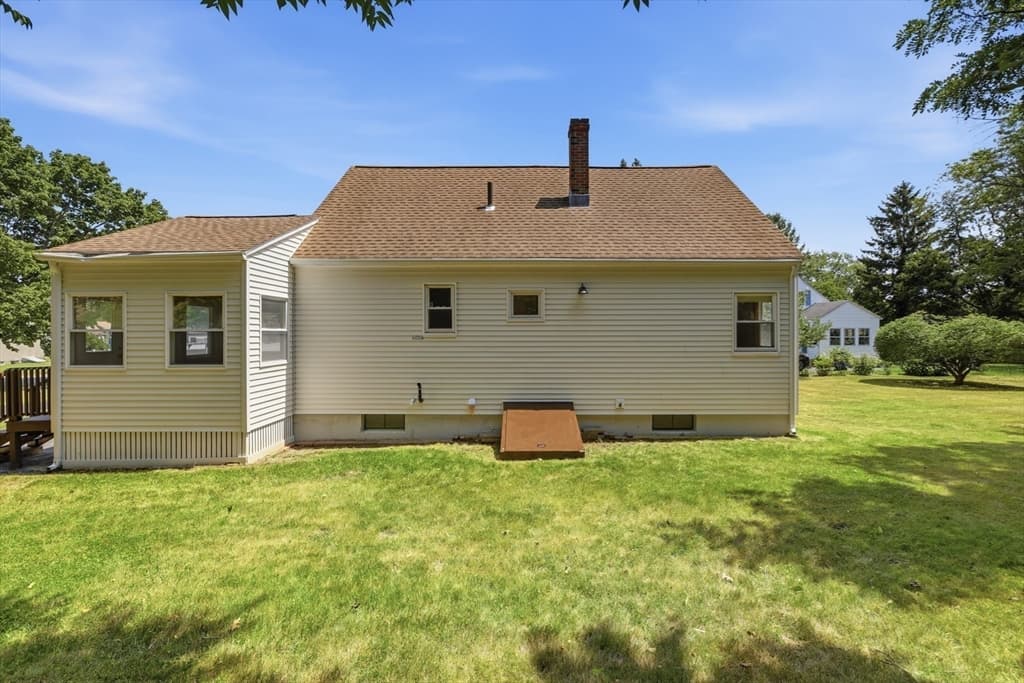 2 Douglas, Lowell MA 01852 photo 22
