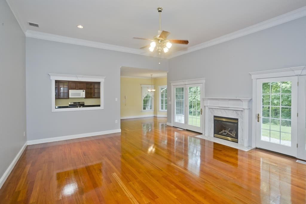 15 Avalon Place, Agawam MA 01030 photo 11