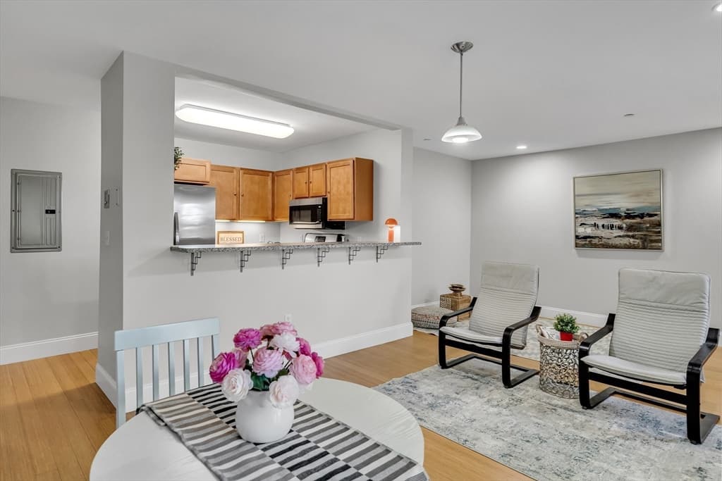 773 Concord Ave # 302, Cambridge MA 02138 photo 3