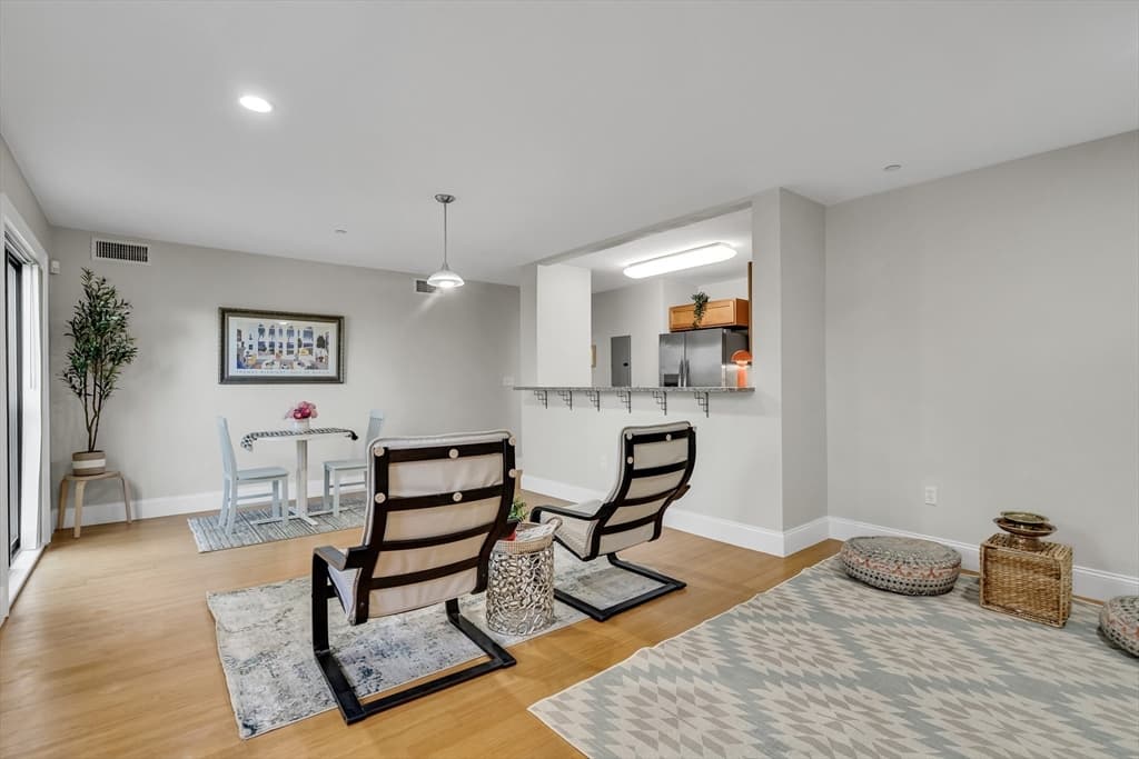 773 Concord Ave # 302, Cambridge MA 02138 photo 4