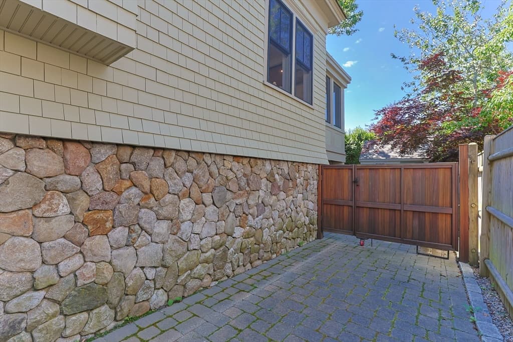 24 Cottage St, Provincetown MA 02657 photo 30