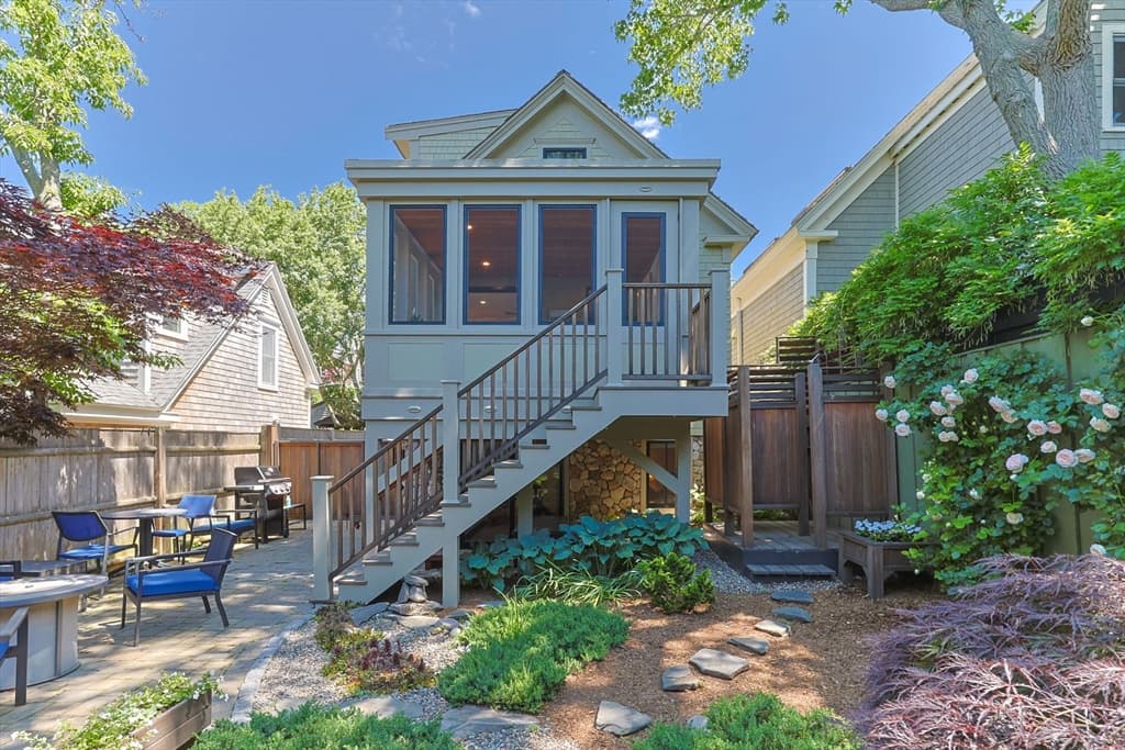 24 Cottage St, Provincetown MA 02657 photo 25
