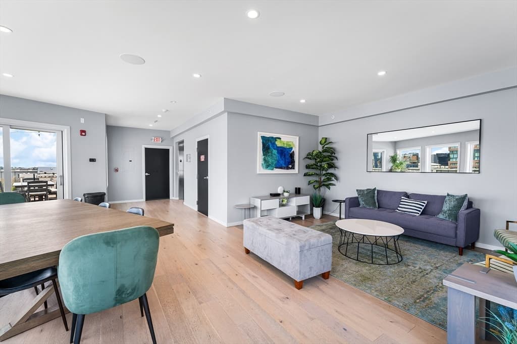Condominium at 100 A St # 2, Boston MA 02127, photo 33 of 42
