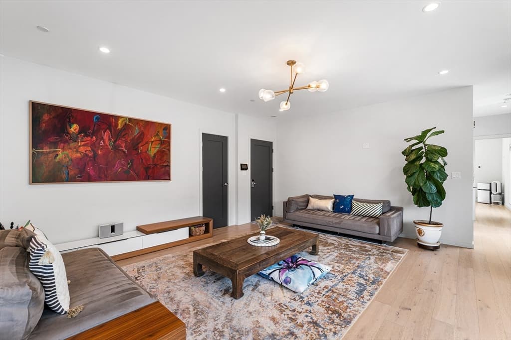 Condominium at 100 A St # 2, Boston MA 02127, photo 4 of 42