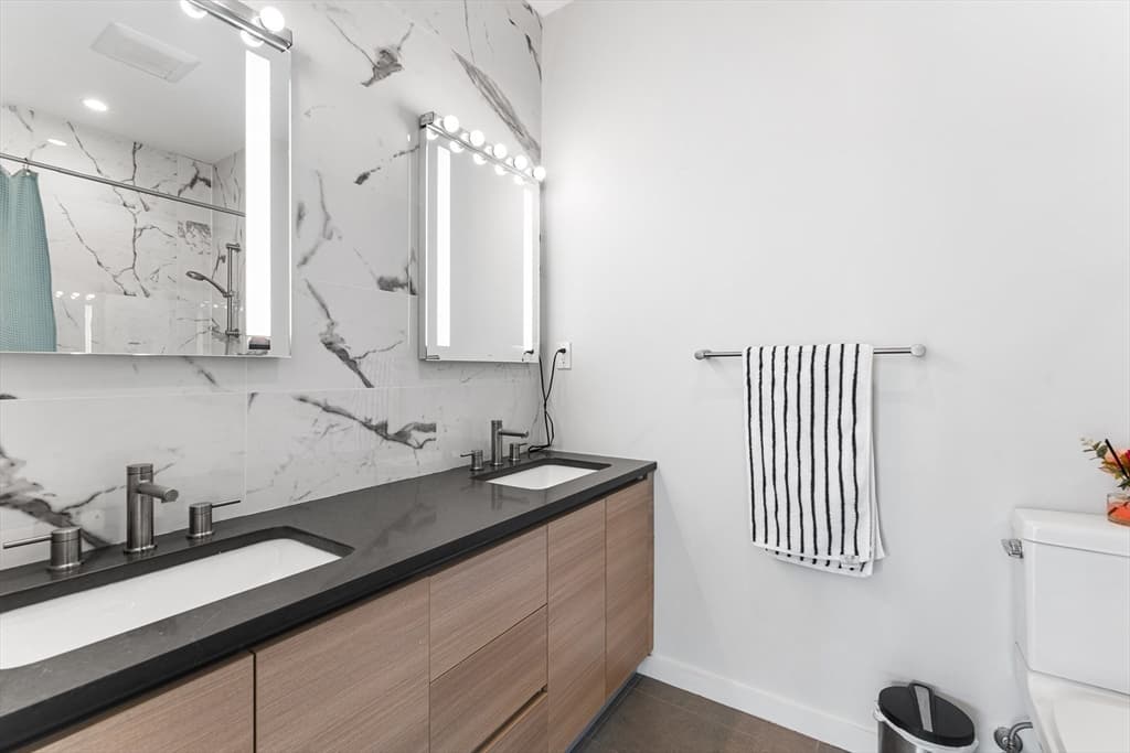 Condominium at 100 A St # 2, Boston MA 02127, photo 25 of 42