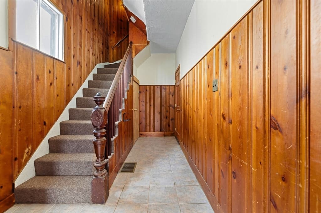 50 Bradford St, Everett MA 02149 photo 3