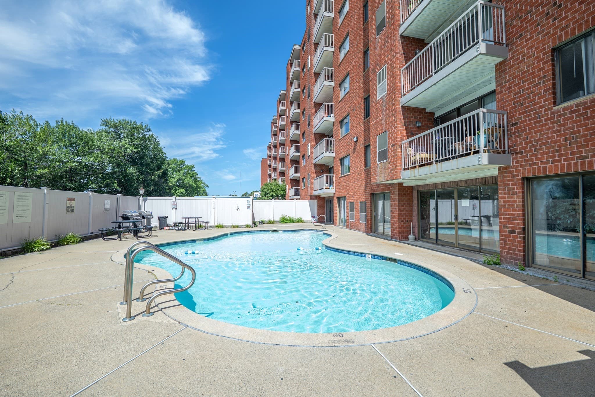 Condominium at 30 Revere Beach Pkwy # 610, Medford MA 02155, photo 28 of 38