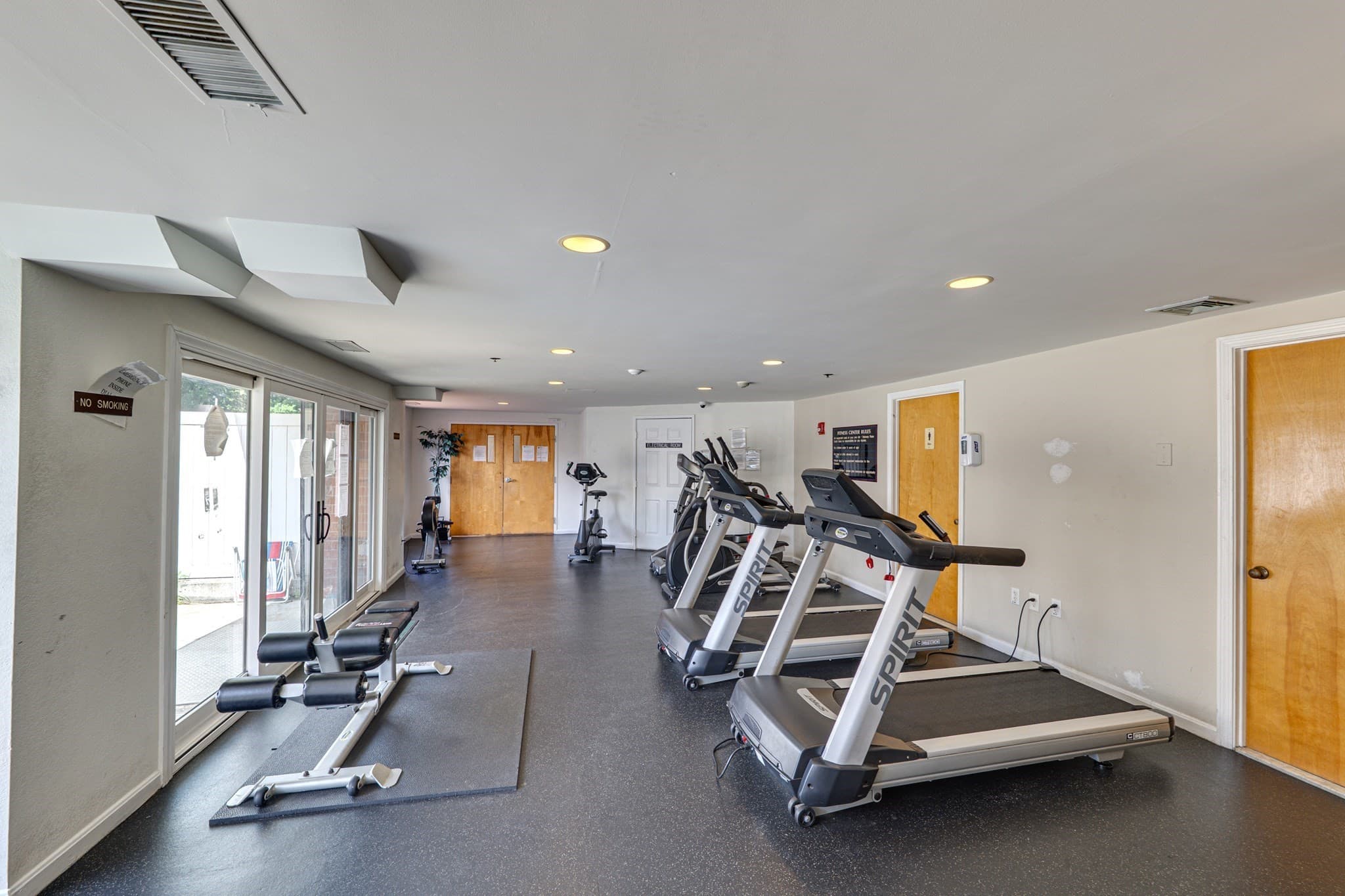 Condominium at 30 Revere Beach Pkwy # 610, Medford MA 02155, photo 29 of 38