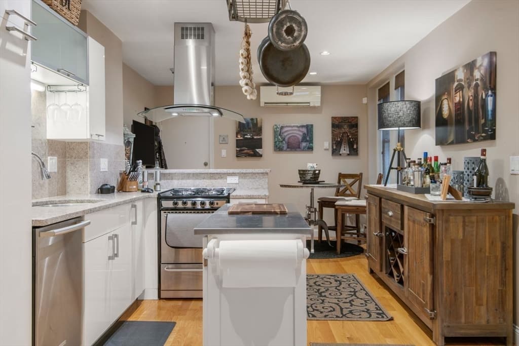 27 Clark Street # 6, Boston MA 02109