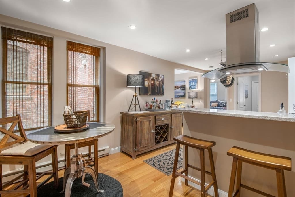 27 Clark Street # 6, Boston MA 02109 photo 4