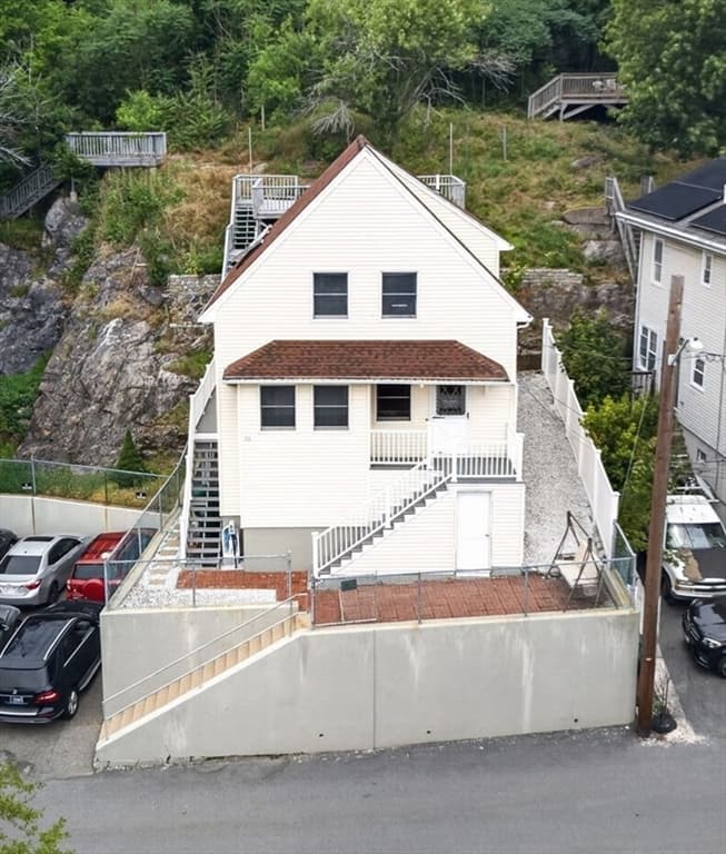 30 Brownville Ave, Lynn MA 01902
