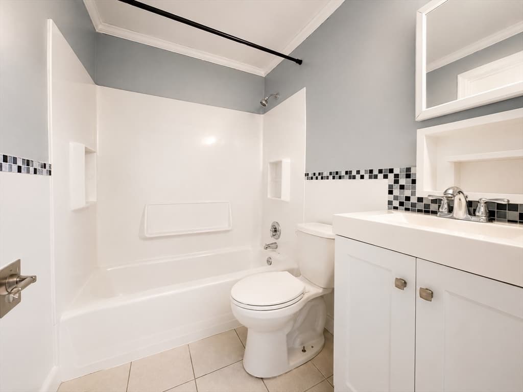 11 Auna Dr # 6, Brockton MA 02301 photo 7