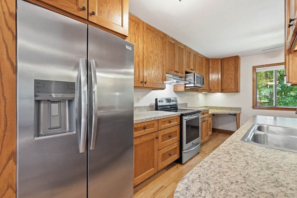 170 E Hadley Rd # 96, Amherst MA 01002 photo 8