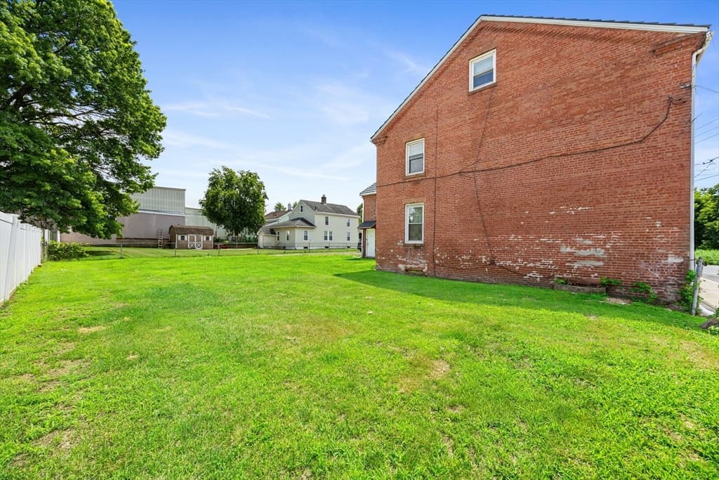 64-66 Front St, Chicopee MA 01013 photo 19