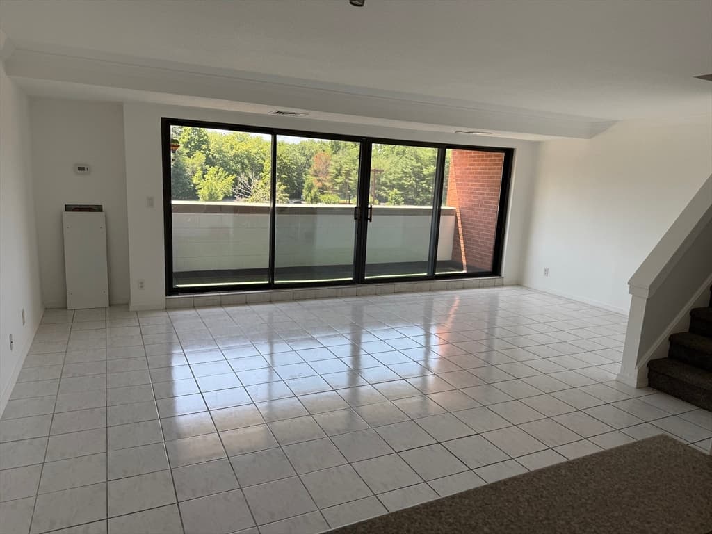 96 Old Colony Ave # 355, Taunton MA 02718 photo 6
