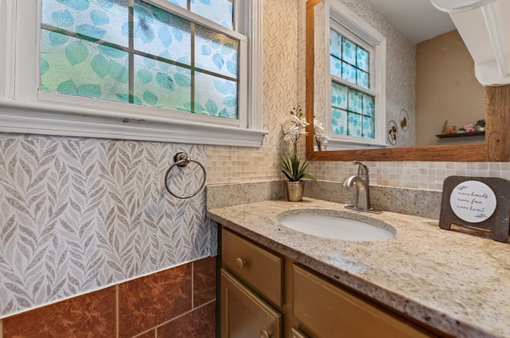36 Shirley Rd, Shrewsbury MA 01545 photo 14