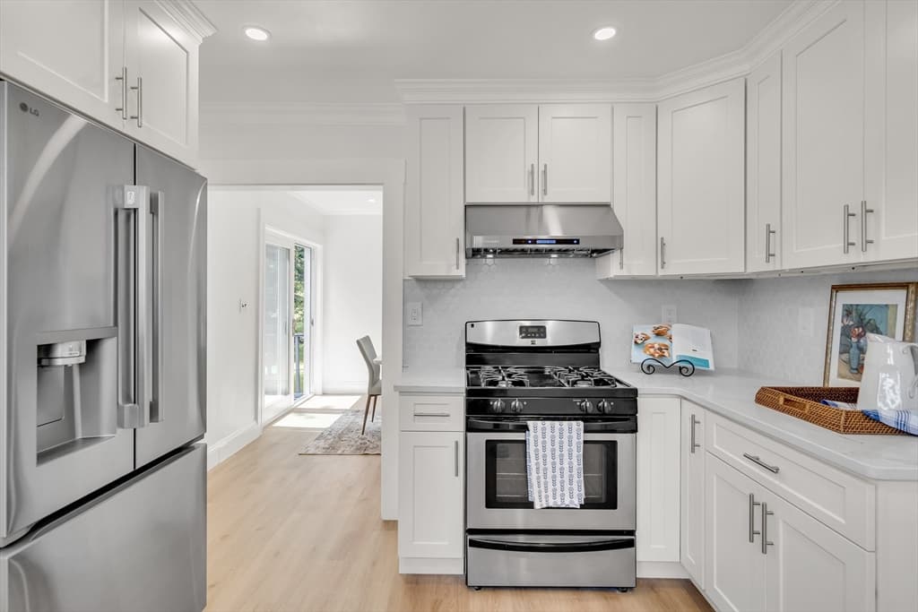 10 Parker Ave, Newton MA 02459 photo 9