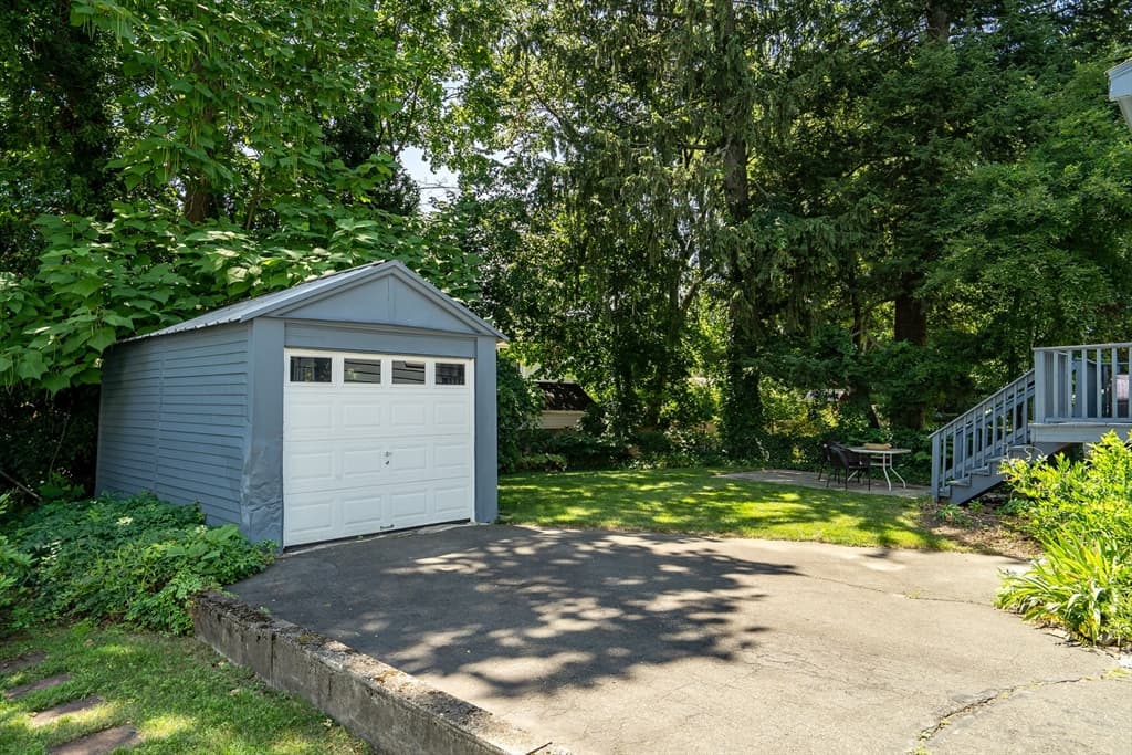 10 Parker Ave, Newton MA 02459 photo 38