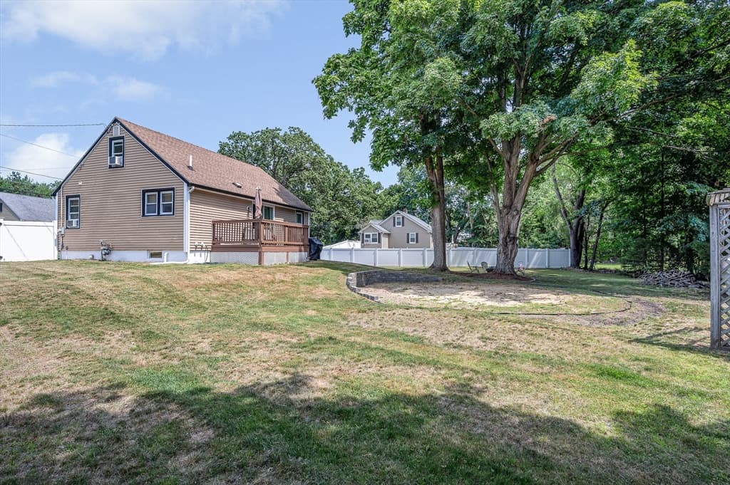 103 Fox Ave, Dracut MA 01826 photo 26