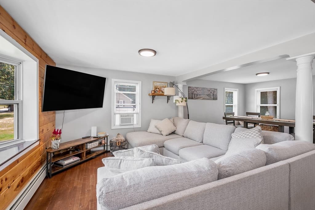 103 Fox Ave, Dracut MA 01826 photo 5