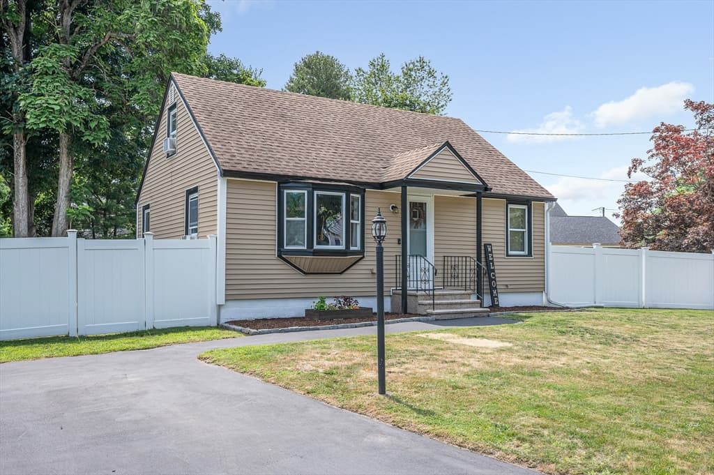 103 Fox Ave, Dracut MA 01826 photo 29
