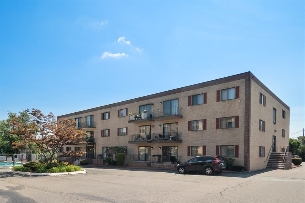 404 Broadway # 303, Lynn MA 01904 photo 12